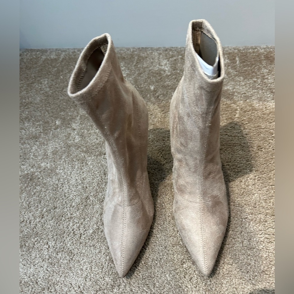 Nine West Elegant Tan Suede Ankle Boots Size 7 1/2 M - Picture 6 of 8